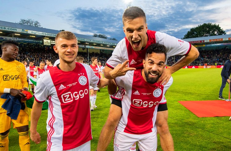 卓越表现 卓越表现