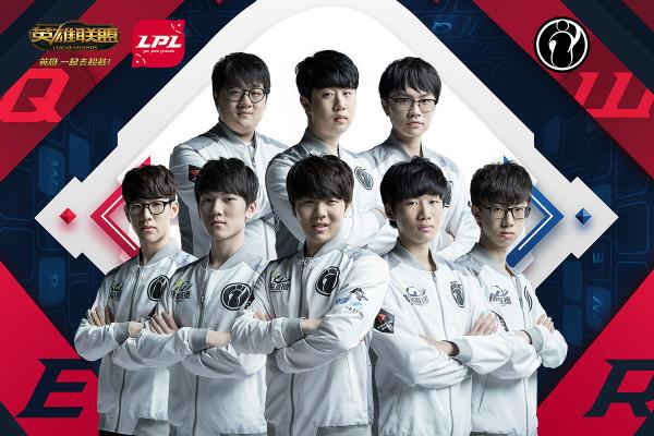 对年轻后卫 对年轻后卫